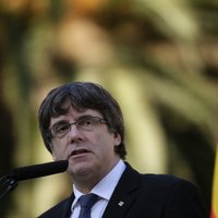 Spānijas tiesa aptur katalāņu separātistu līderu deputātu pilnvaras