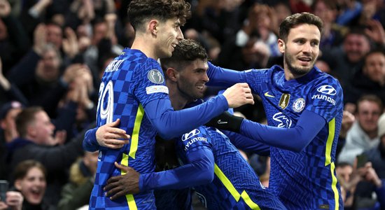 'Chelsea' pirmajā spēlē uzvar 'Lille'; 'Villarreal' un 'Juventus' cīnās neizšķirti