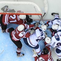 Хоккеисты сборной Латвии крупно проиграли американцам на юниорском ЧМ