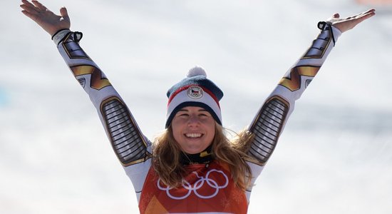 Майер и Ледецка — трехкратные олимпийские чемпионы, у сноубордиста из России — бронза