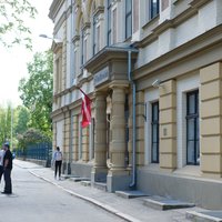 Nams ar bonusiem. Latvijas uzņēmums par 3,75 miljoniem eiro iepircies Rīgas centrā