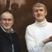 Cуд снизил срок Ходорковскому и Лебедеву: выйдут на свободу в 2014-м