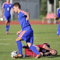 Foto: Latvijas U-21 futbolisti pēc ilgstošas cīņas par punktiem tomēr zaudē Horvātijai