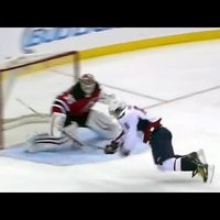 Video: Ovečkins piesakās uz gada skaistāko 'golu' NHL