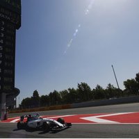 Rosbergs izcīna pirmo starta vietu F-1 Spānijas posmā (teksta tiešraides arhīvs)