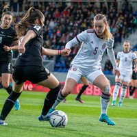 Latvijas futbolistes Pasaules kausa kvalifikācijas mačā kapitulē Austrijai