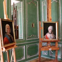 Mecenāts Zuzāns Rundāles pilij uzdāvinājis divus vēsturiskus portretus