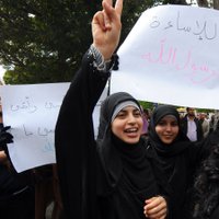 В Тунисе требуют запретить "джихад секса" в Сирию