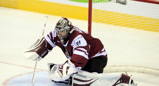 Potenciālie Latvijas hokeja izlases vārtsargi – no kā varam izvēlēties?