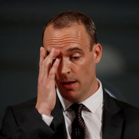 Британский министр по "брекситу" ушел в отставку