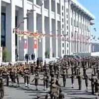 Video: Ziemeļkorejieši dodas uz vēlēšanām dejodami