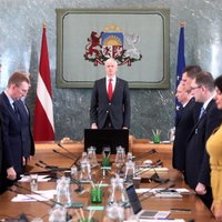 “Новое Единство” готово “искать решение” для заморозки зарплат министров