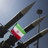 Irānā ostā pamanīta 'Hamas' grupējumam paredzēta raķešu krava
