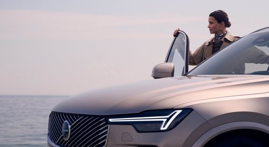 Video: "Volvo" prezentējis jauno "XC90" apvidnieku