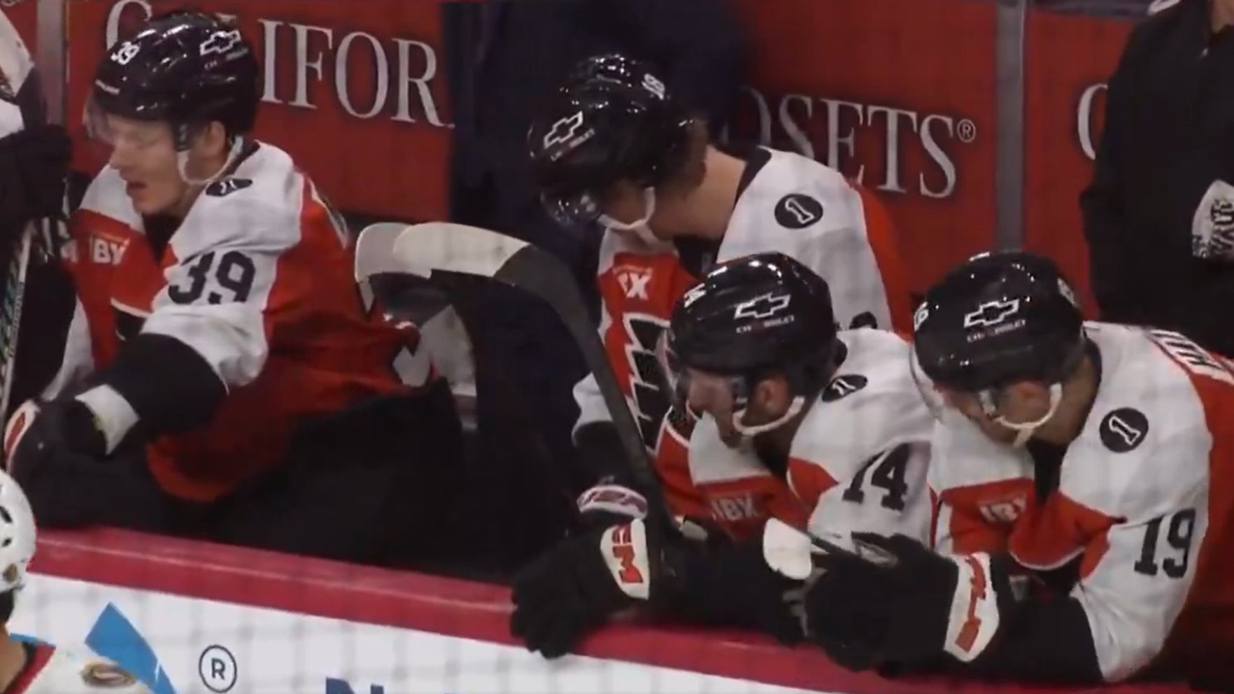 "Uzpūsts zilonis" – Ābols stāsta par "Flyers" fanu sacelto ažiotāžu