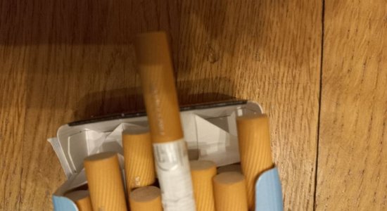 Latgales policistu aiztur par cigarešu kontrabandas piesegšanu