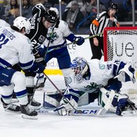 Šilovam pirmās zvaigznes gods uzvarētā AHL spēlē