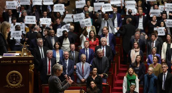 Во Франции не утихают протесты против пенсионной реформы