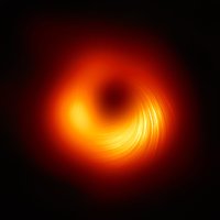 Tas griežas! Jauna analīze par kosmosa monstru – melno caurumu M87