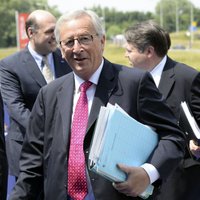 ES līderi par nākamo EK prezidentu oficiāli izvēlas Junkeru