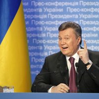 Янукович надеется на возвращение Крыма в состав Украины