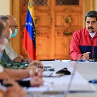 Maduro rosina Krievijas Covid-19 vakcīnu dot Venecuēlas parlamenta deputātu kandidātiem