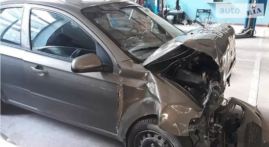 ZAZ trieciena testā sadauzītu auto nevis utilizē, bet mēģina pārdot par 3000 eiro