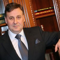 Латвийский банкир в Киргизии приговорен к 20 годам колонии