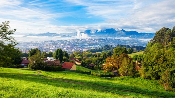 Ovjedo Oviedo Astūrijas reģions panorāma Spānija