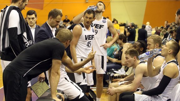 Basketbols, FIBA Čempionu līga: VEF Rīga - Peristeri Wimasters