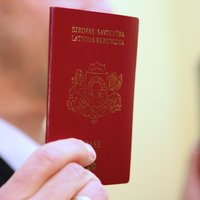 Латвийцы не горят желанием указывать национальность в паспорте