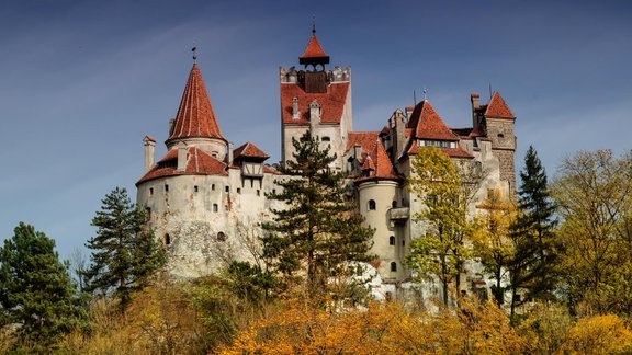 dracula castle 04