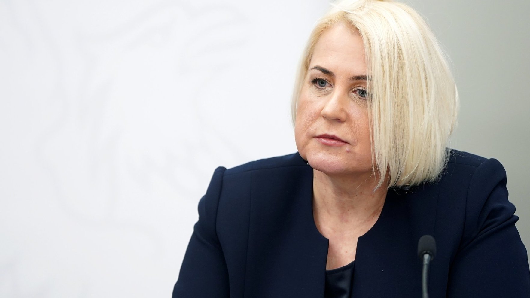 Aizdomās par prokuratūras administratīvās direktores iespējamu prettiesisku rīcību sāk pārbaudi