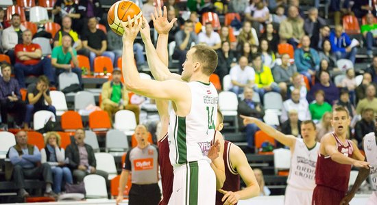 'Valmiera/ORDO' atspēlē lielu deficītu un uzvar 'Barons kvartāls' pirmajā duelī par LBL bronzu