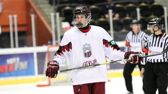 Hokejs, pasaules čempionāts U-18 izlasēm: Latvija - Zviedrija