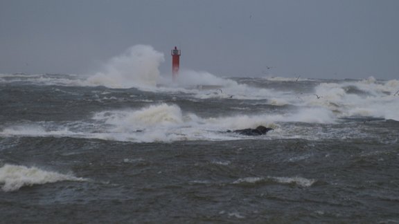 Daugavas vārti pēc vētras - 2