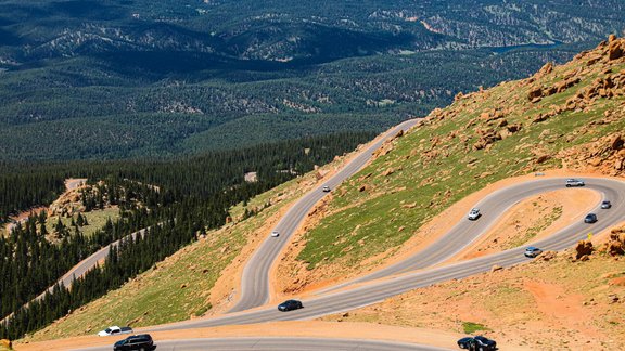 Paikspīka Pikes Peak kalns serpentīns