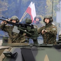 Polija palielinās karaspēka klātbūtni pie austrumu robežas