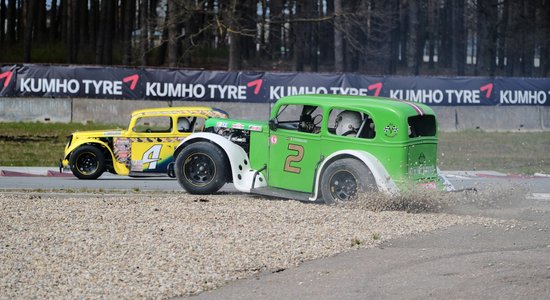 Foto: Autošosejas sezonas atklāšana Biķerniekos, otrā diena