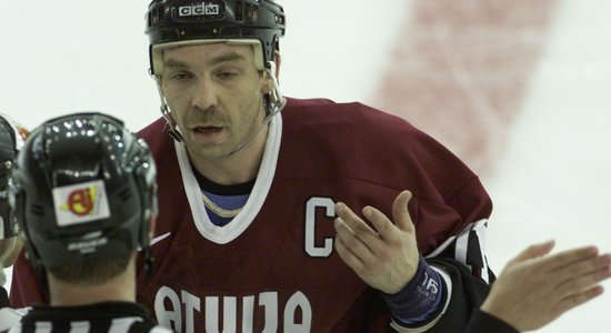 Neatkarības sargs Znaroks un ukrainis Kerčs: kā 1996. gadā izlases hokejistiem pases dalīja