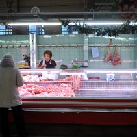 PVD sekos līdzi, lai Latvijas tirgū nenonāktu slimu liellopu gaļa no Polijas