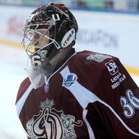 Rīgas 'Dinamo' spēlētāji aizsardzībā rādīja labu sniegumu, saka Sedlāčeks