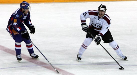 Jēkabs Rēdlihs pasaules čempionātā nespēlēs; Bārtulis un Ķēniņš izlasi papildinās divu dienu laikā