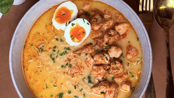 Laikam, kad ziema rāda savu raksturu – ātra un sildoša ramen zupa