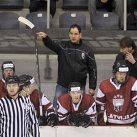 Latvijas U-20 hokejisti ar uzvaru sāk cīņu par atgriešanos PČ augstākajā divīzijā