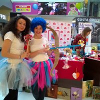 ФОТО: Сердцем к сердцу - в Rīga Plaza открылась благотворительная ярмарка