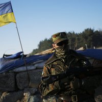 Украинские силовики попали в окружение в Луганской области