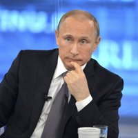 'ASV ir kā PSRS – bez naudas un draugiem': 5 Putina preses konferences spilgtākie dzēlieni Vašingtonai
