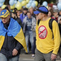 Ukraina atrodas uz bankrota sliekšņa, brīdina 'Fitch'