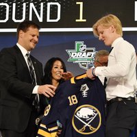 'Sabres' NHL draftā ar pirmo numuru prognozējami izvēlas zviedru aizsargu Dālinu
